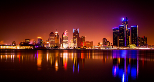 Image of the Detroit, MI, USA skyline at night